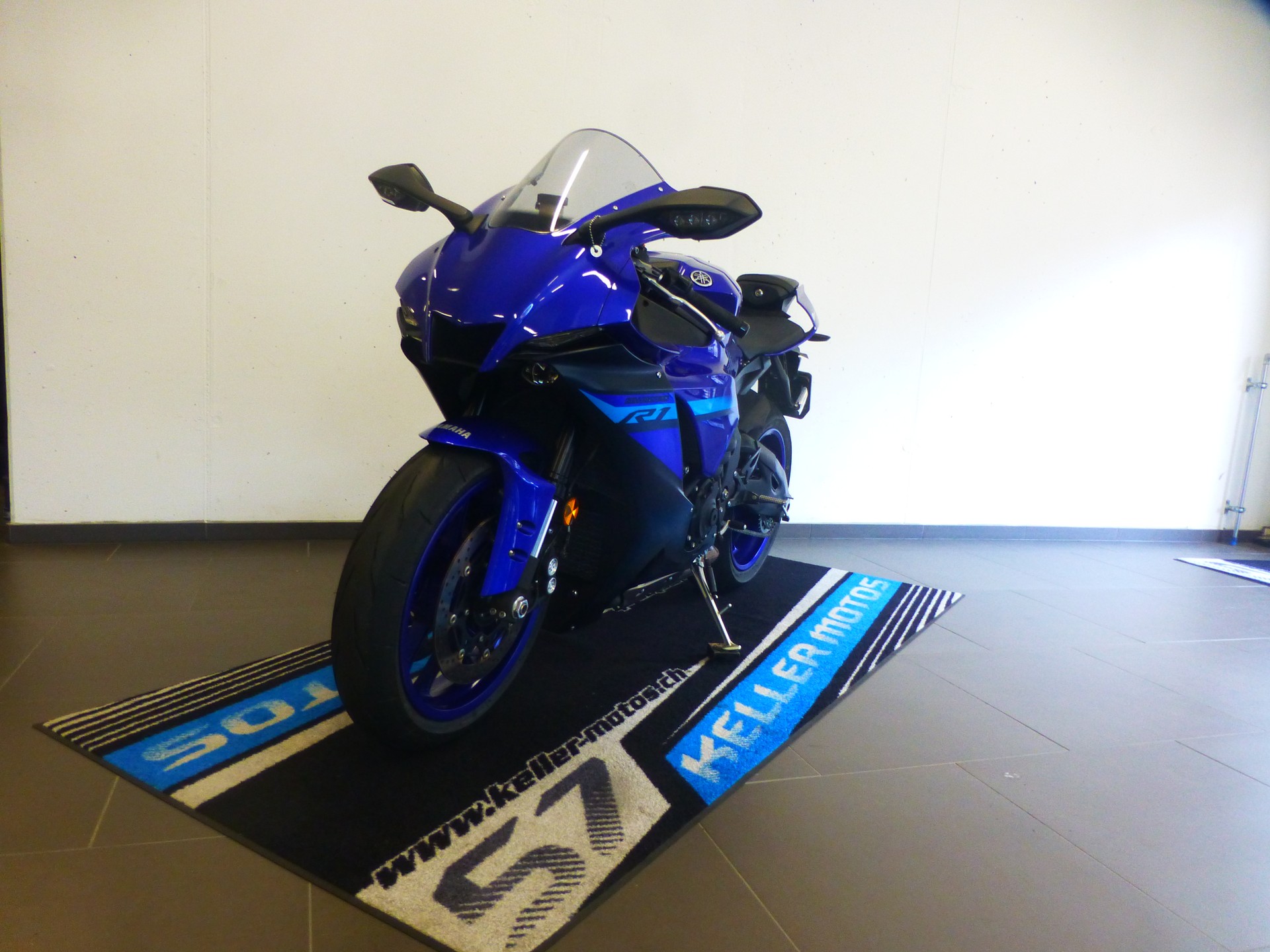 YAMAHA YZF-R1 ABS-image-13