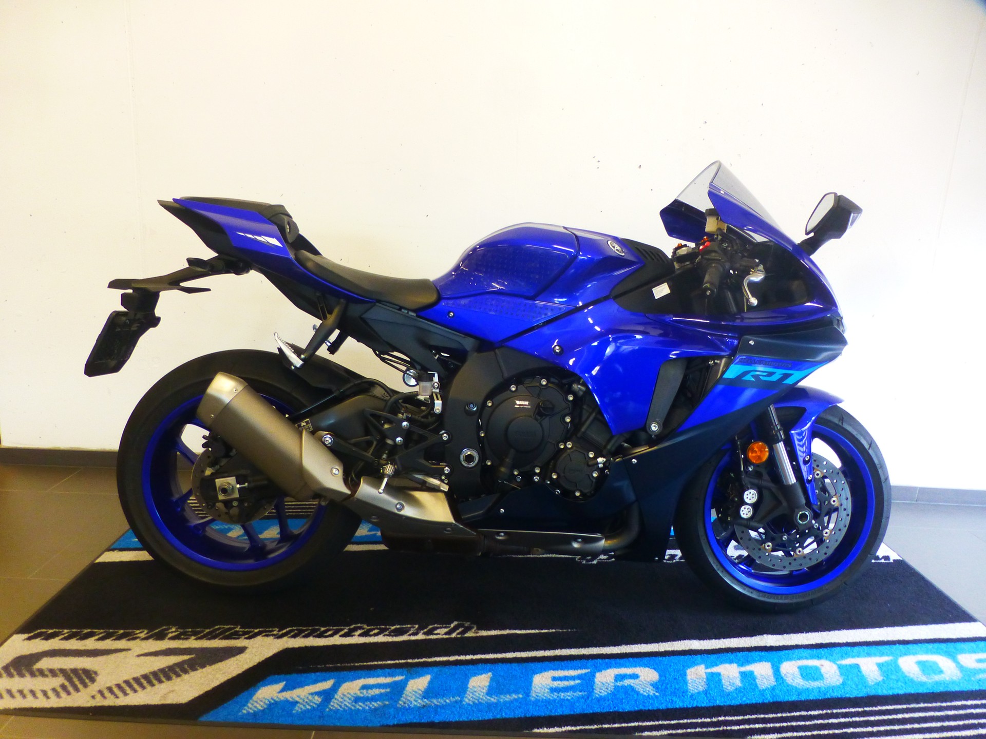 YAMAHA YZF-R1 ABS