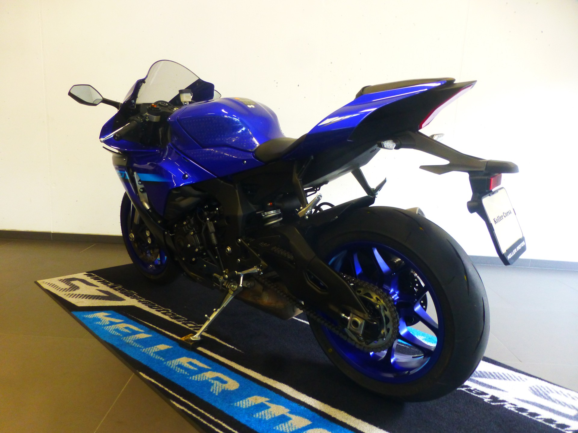 YAMAHA YZF-R1 ABS-showroom-element-2