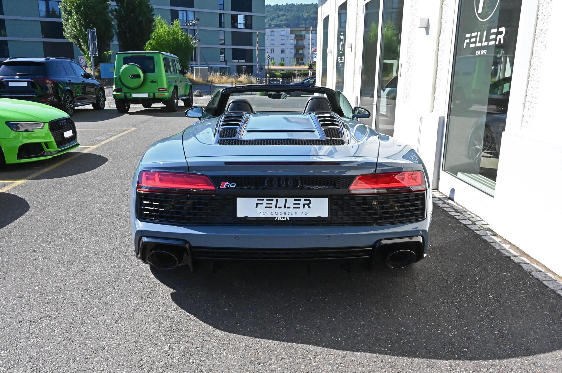 AUDI R8 Spyder RWD S-Tronic-image-7