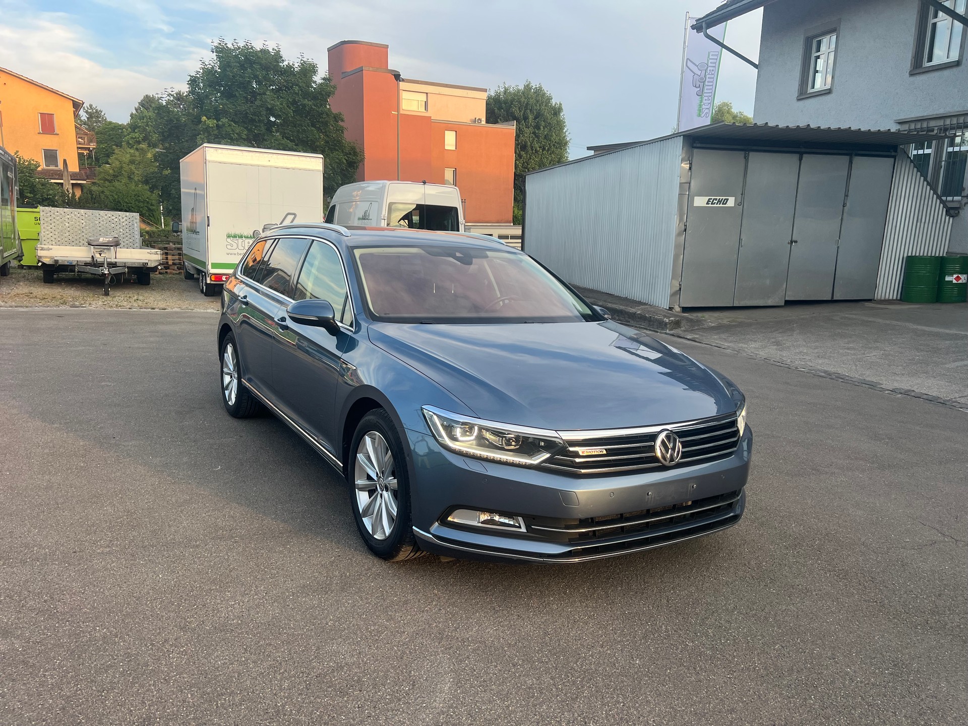 VW Passat Variant 2.0 TDI BMT High. DSG 4Motion-image-1