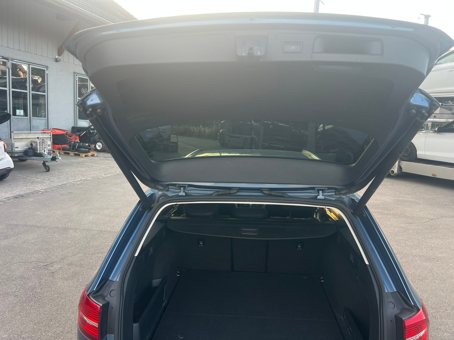 VW Passat Variant 2.0 TDI BMT High. DSG 4Motion-image-8