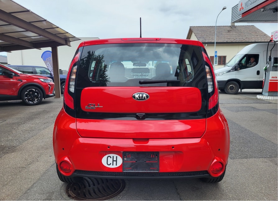 KIA 1.6 GDi Trend-image-2