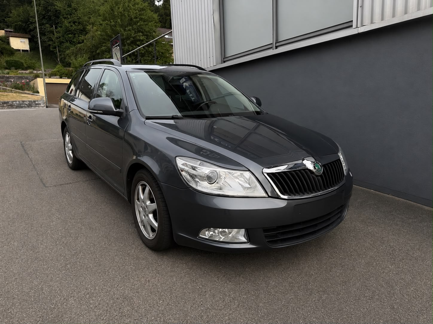 SKODA Octavia 2.0 TDI Elegance DSG-image-0