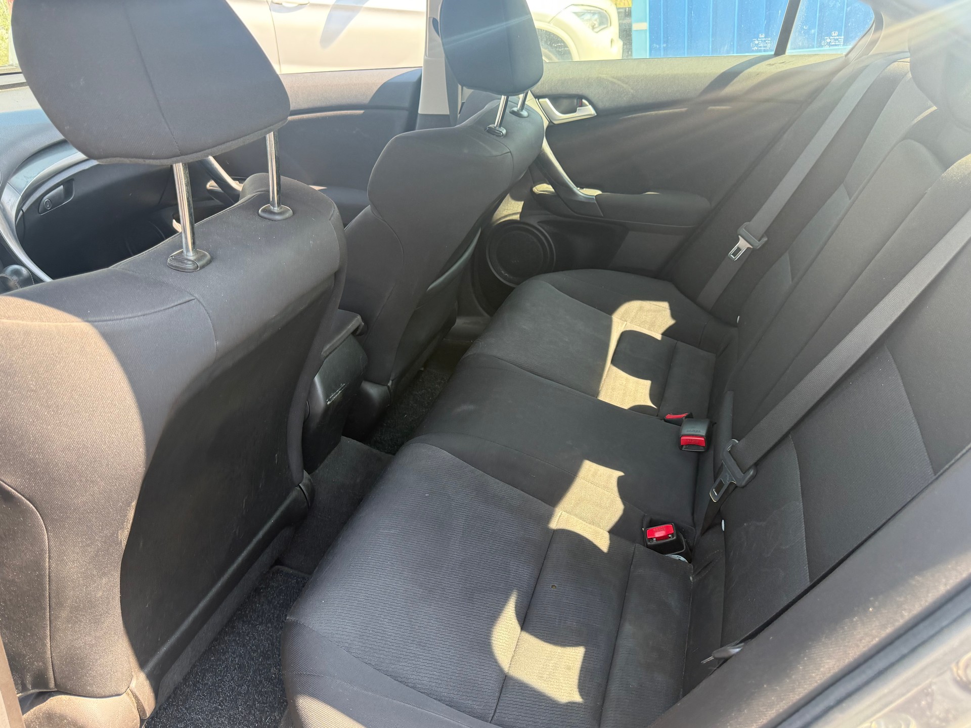 HONDA Accord 2.0i 16V S Automatic-image-8
