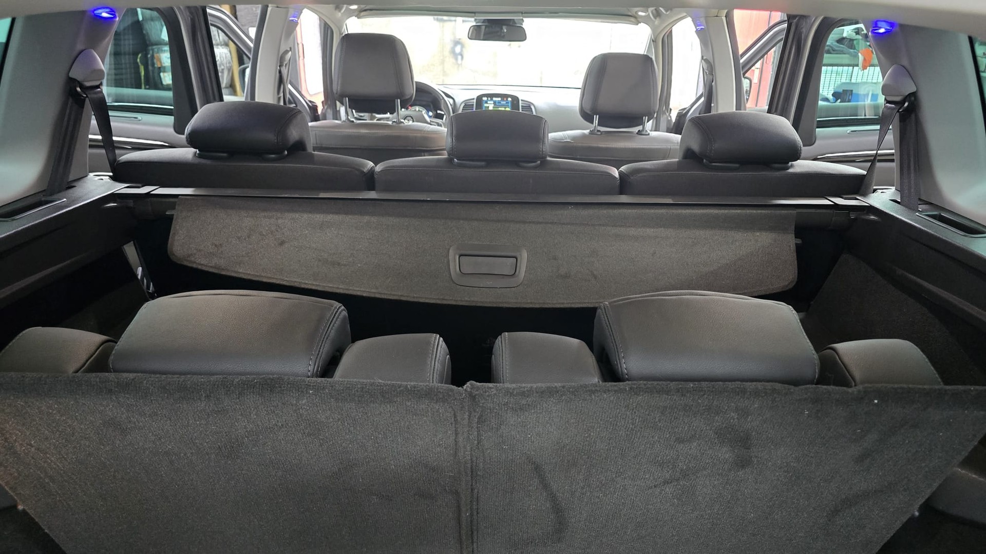 RENAULT Espace 1.6 dCi Intens EDC-image-22