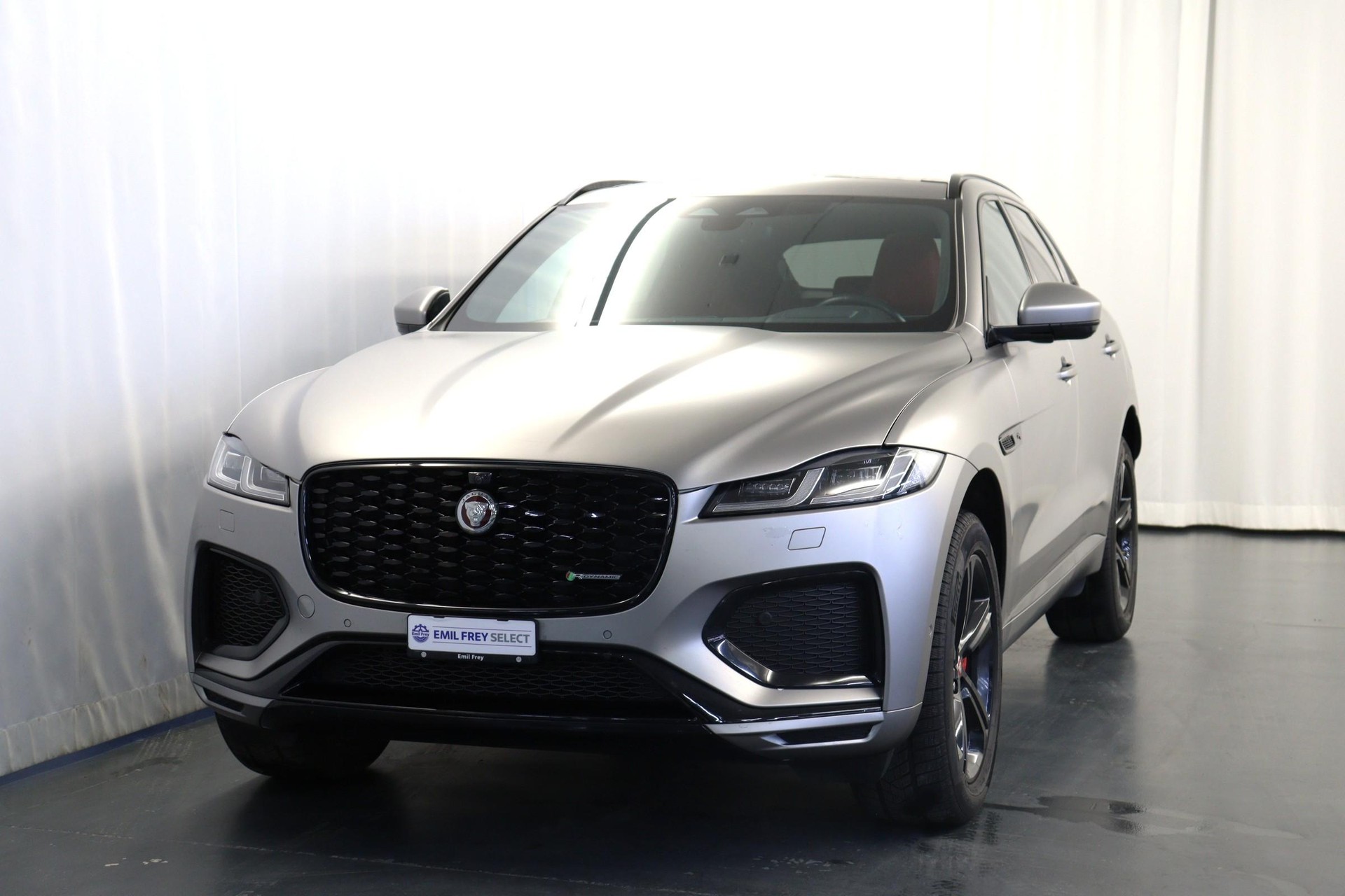 JAGUAR F-Pace 2.0 P400e R-Dynamic HSE AWD-image-0
