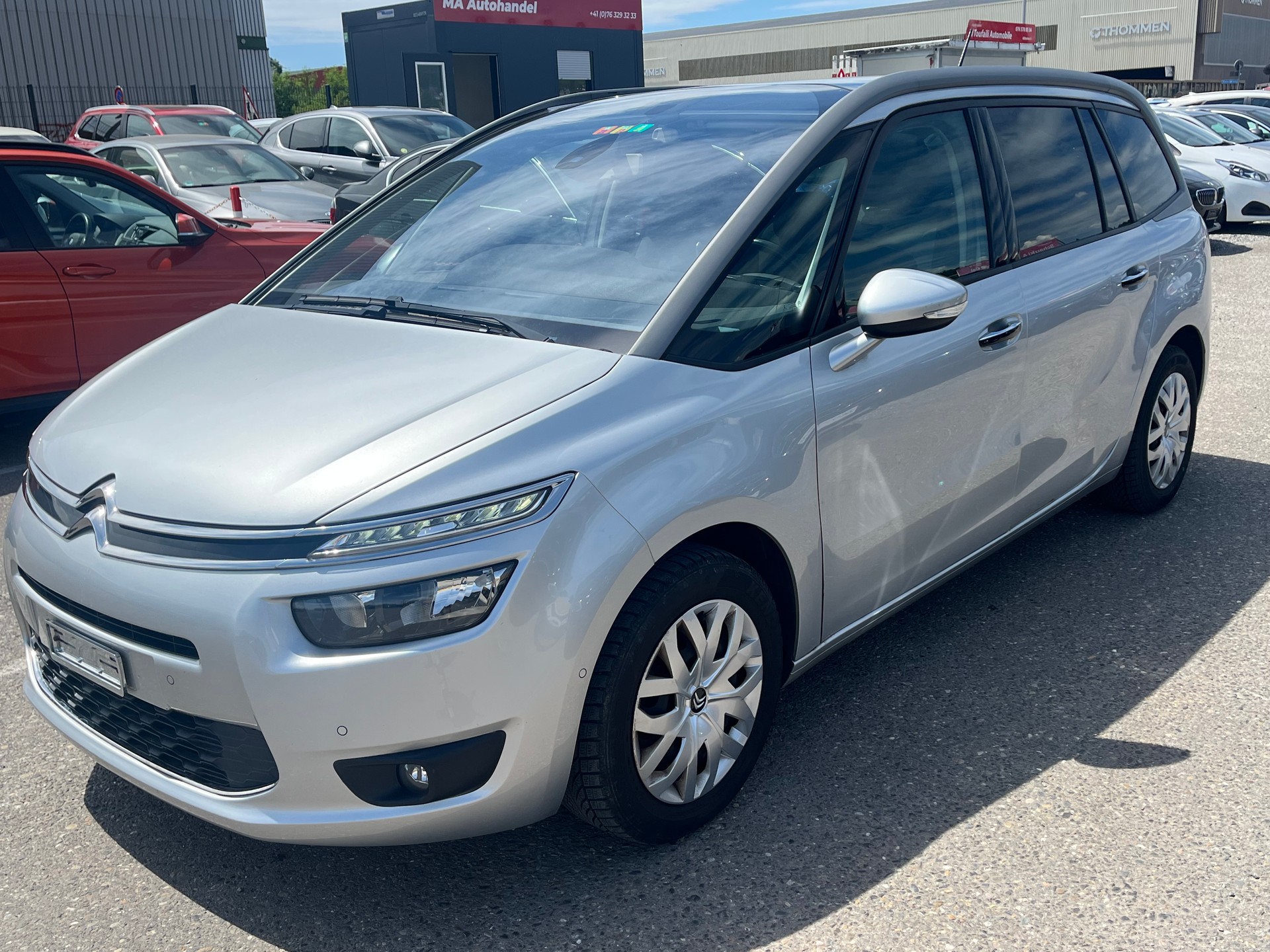 CITROEN Grand C4 Picasso 1.6i 16V e-THP Séduction-image-5
