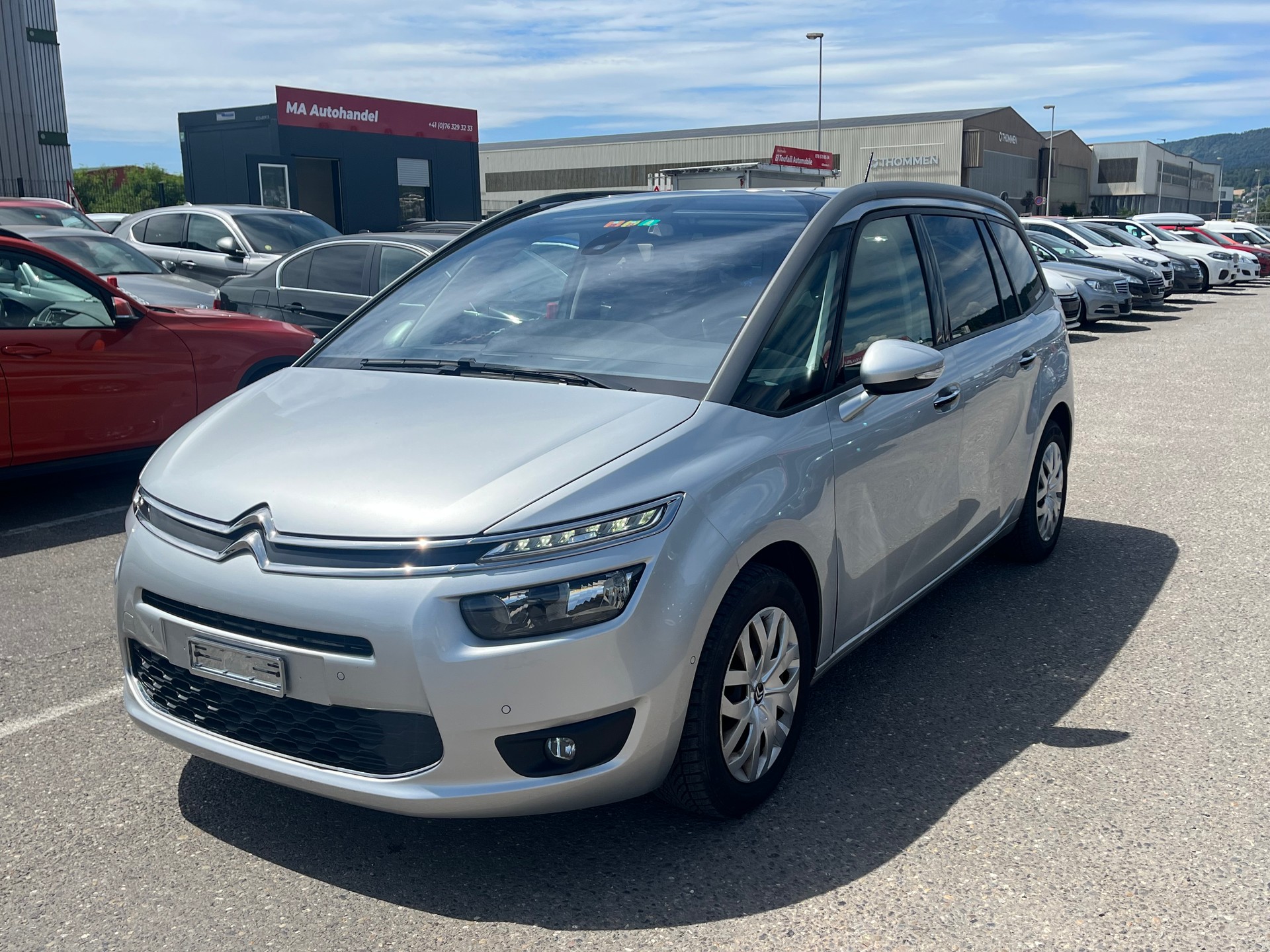 CITROEN Grand C4 Picasso 1.6i 16V e-THP Séduction-image-2