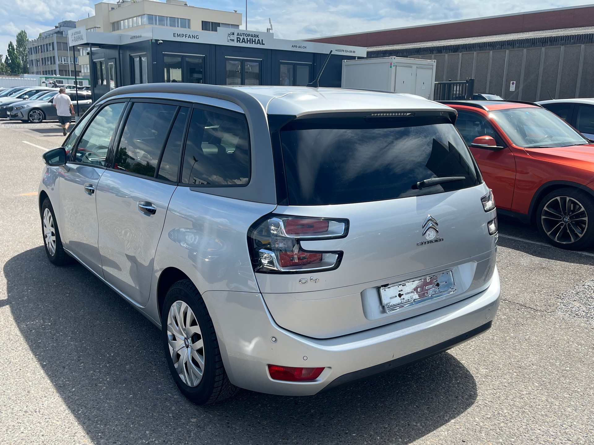 CITROEN Grand C4 Picasso 1.6i 16V e-THP Séduction-image-3