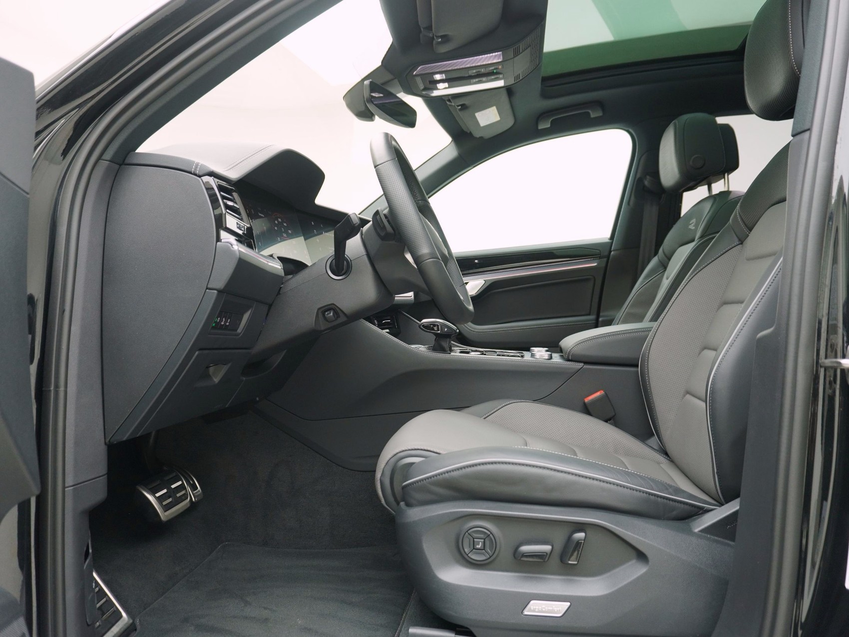VW Touareg 3.0 V6 TSI R-Line Black Style 4Motion **Vollausstattung**-image-8