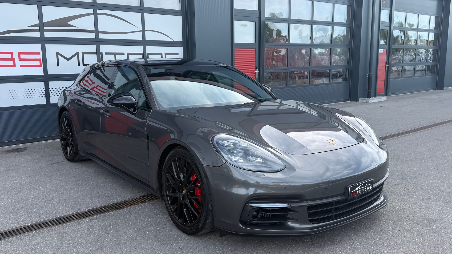 PORSCHE Panamera 4S Sport Turismo PDK-image-3