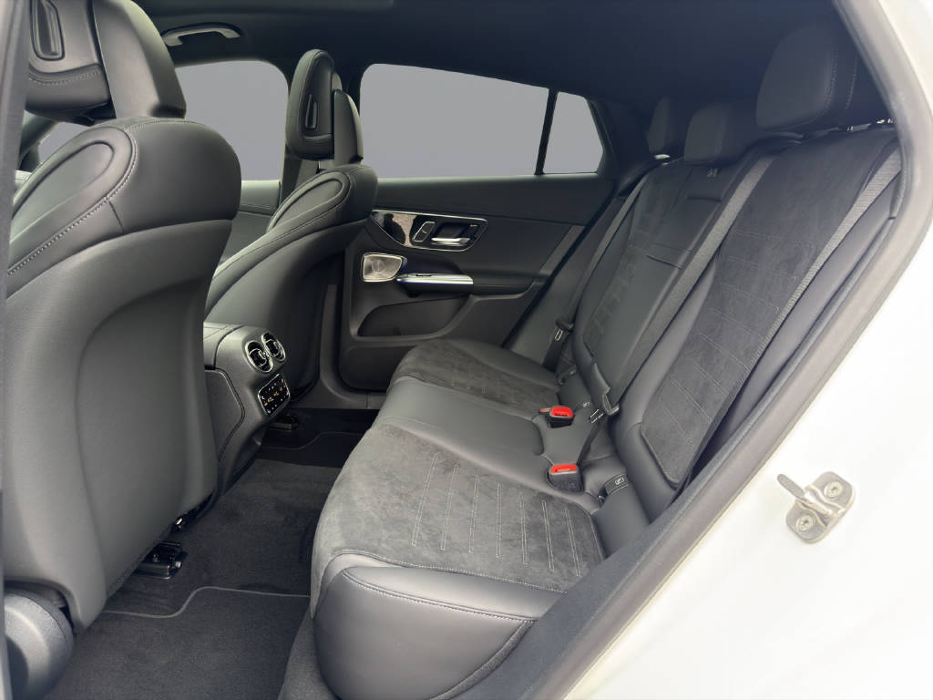 MERCEDES-BENZ GLC 300 AMG Line 4matic Coupé-image-12