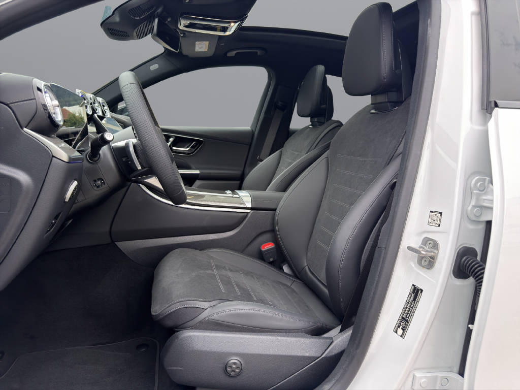 MERCEDES-BENZ GLC 300 AMG Line 4matic Coupé-image-7