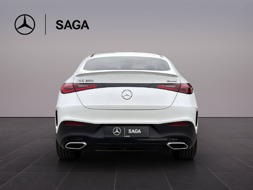 MERCEDES-BENZ GLC 300 AMG Line 4matic Coupé-image-4