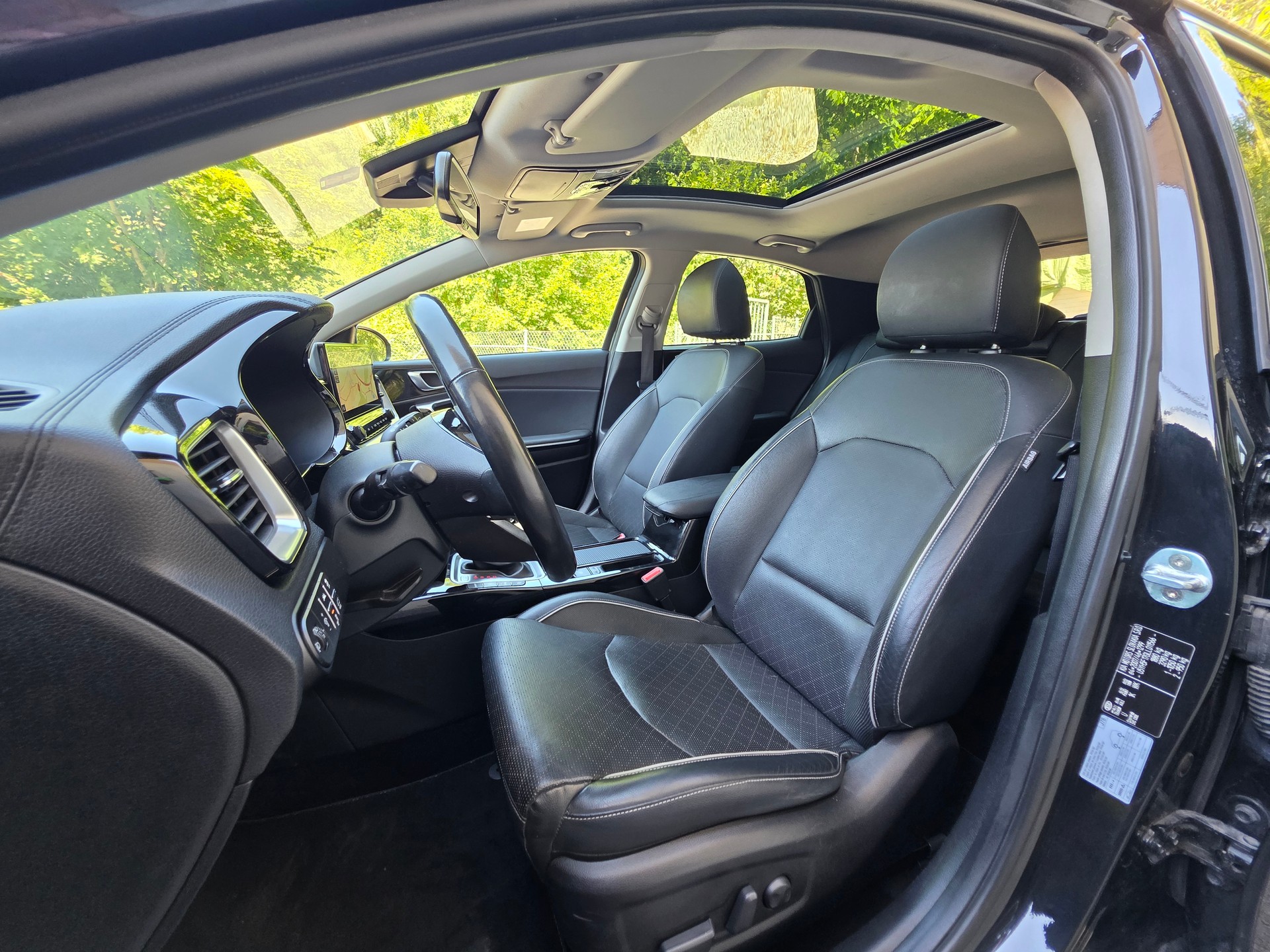 KIA XCeed 1.6 T-GDi Style DCT-image-22