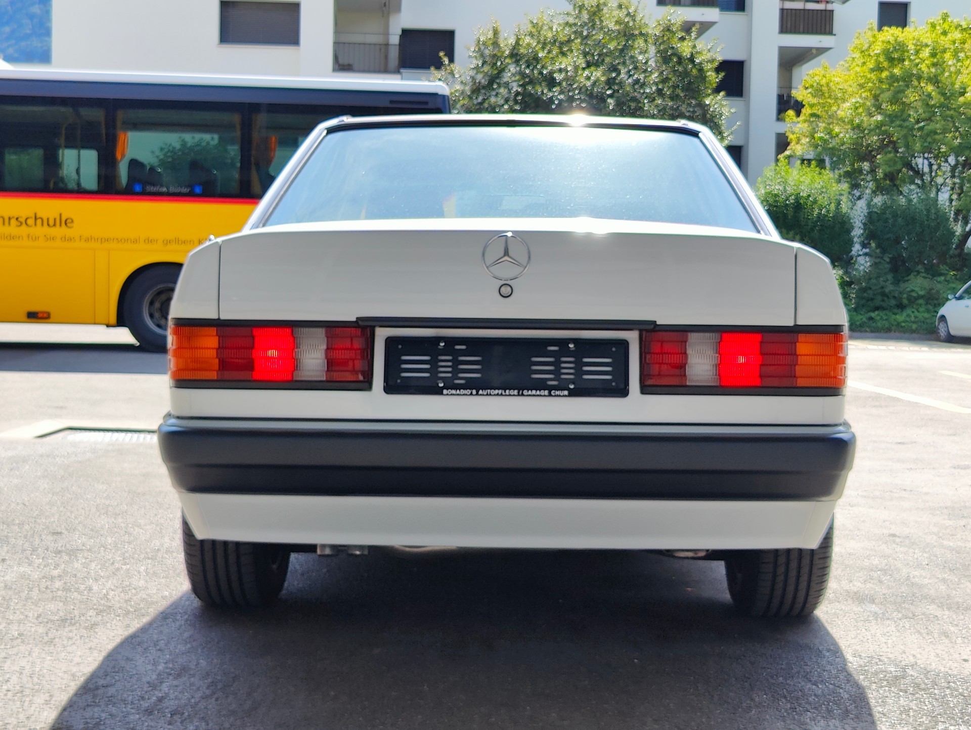 MERCEDES-BENZ 190 E 2.6-image-4