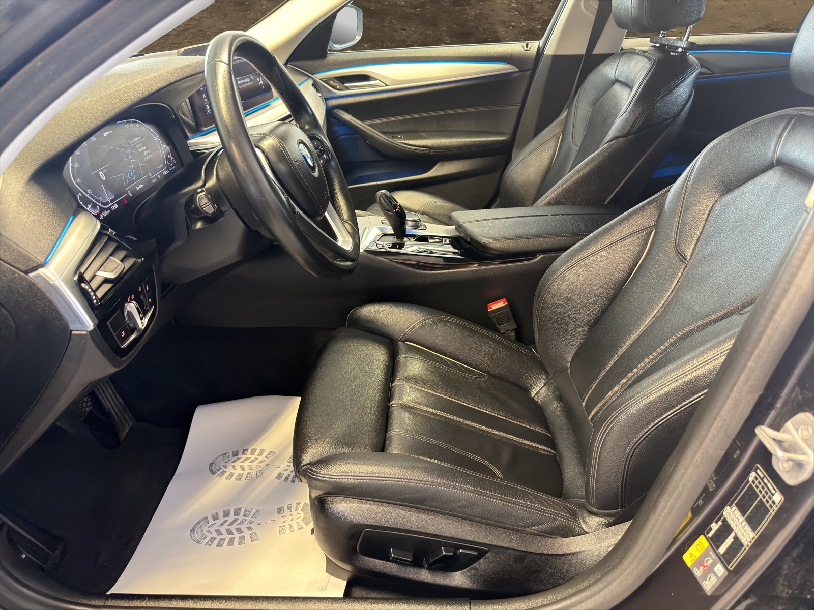 BMW 530e xDrive Touring Steptronic-image-8
