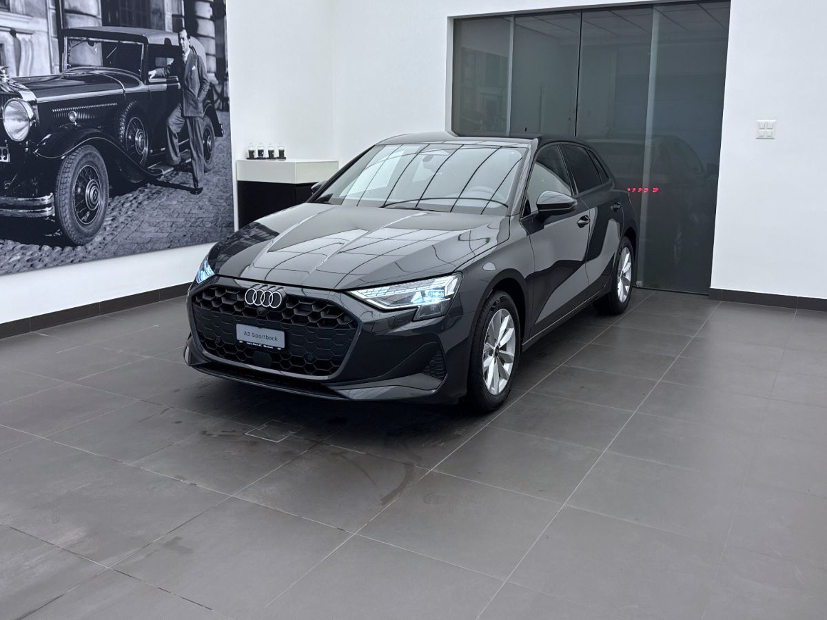 AUDI A3 Sportback TFSI 110 kW Attraction S tronic