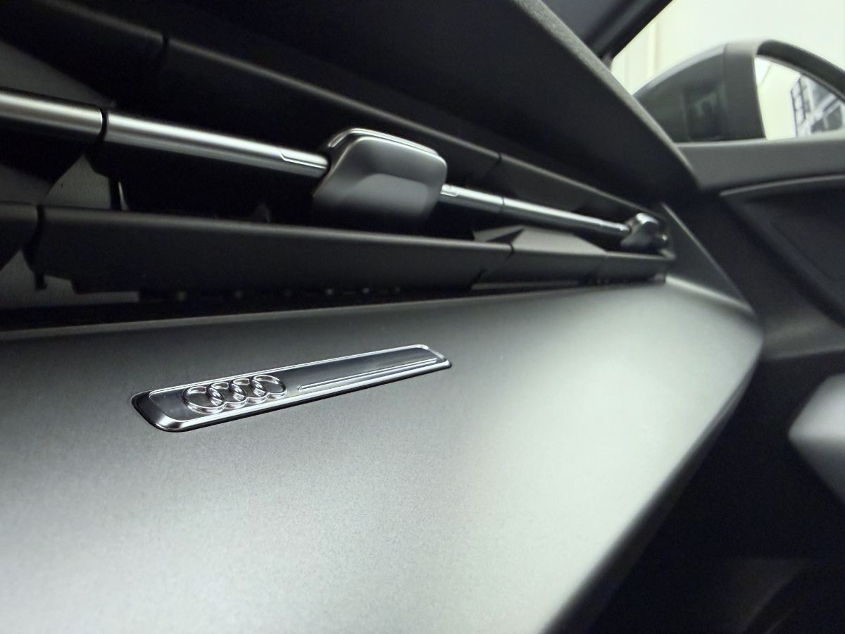 AUDI A3 Sportback TFSI 110 kW Attraction S tronic-image-16