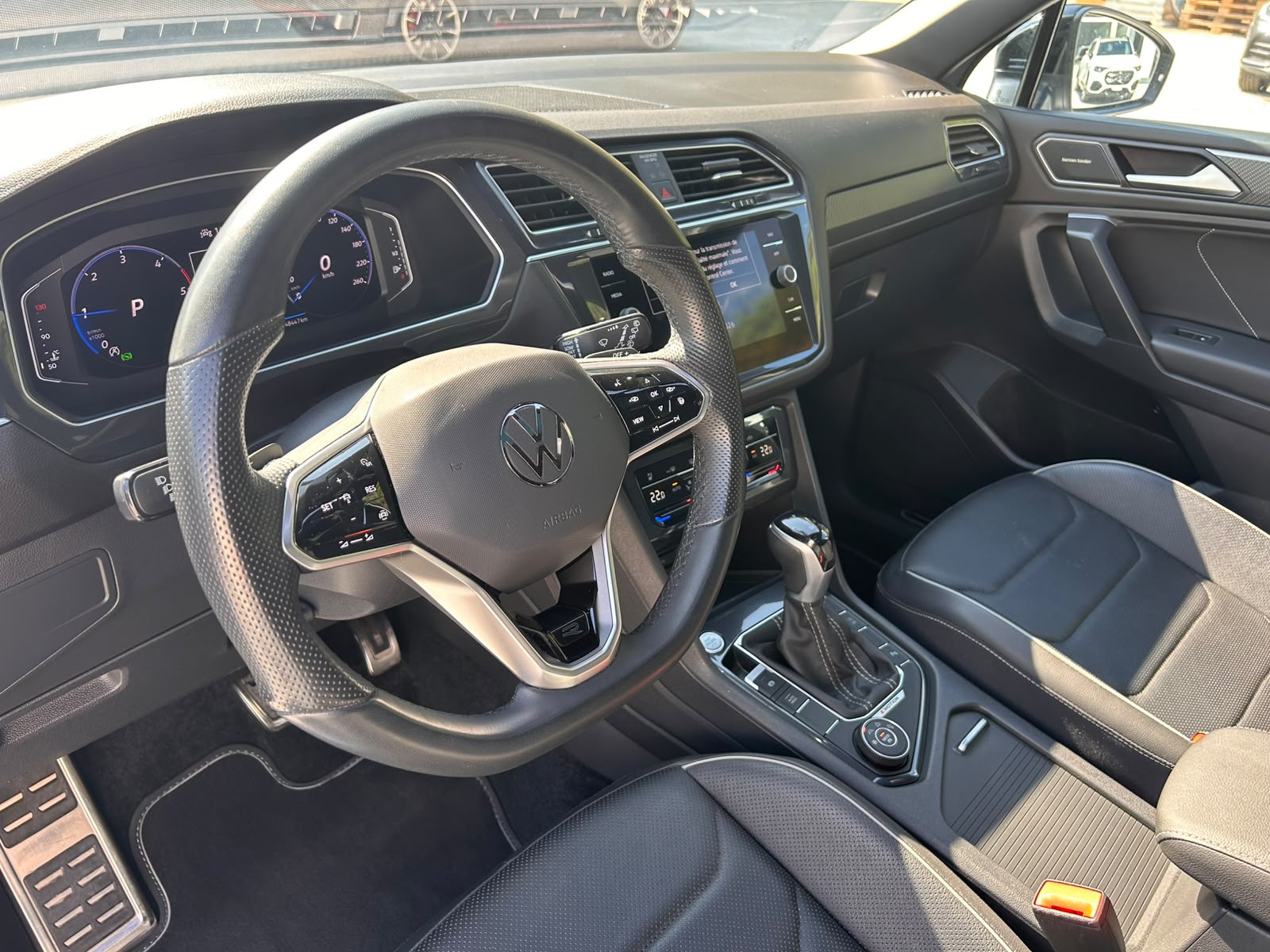 VW Tiguan Allspace 2.0 R-Line 4M-image-9