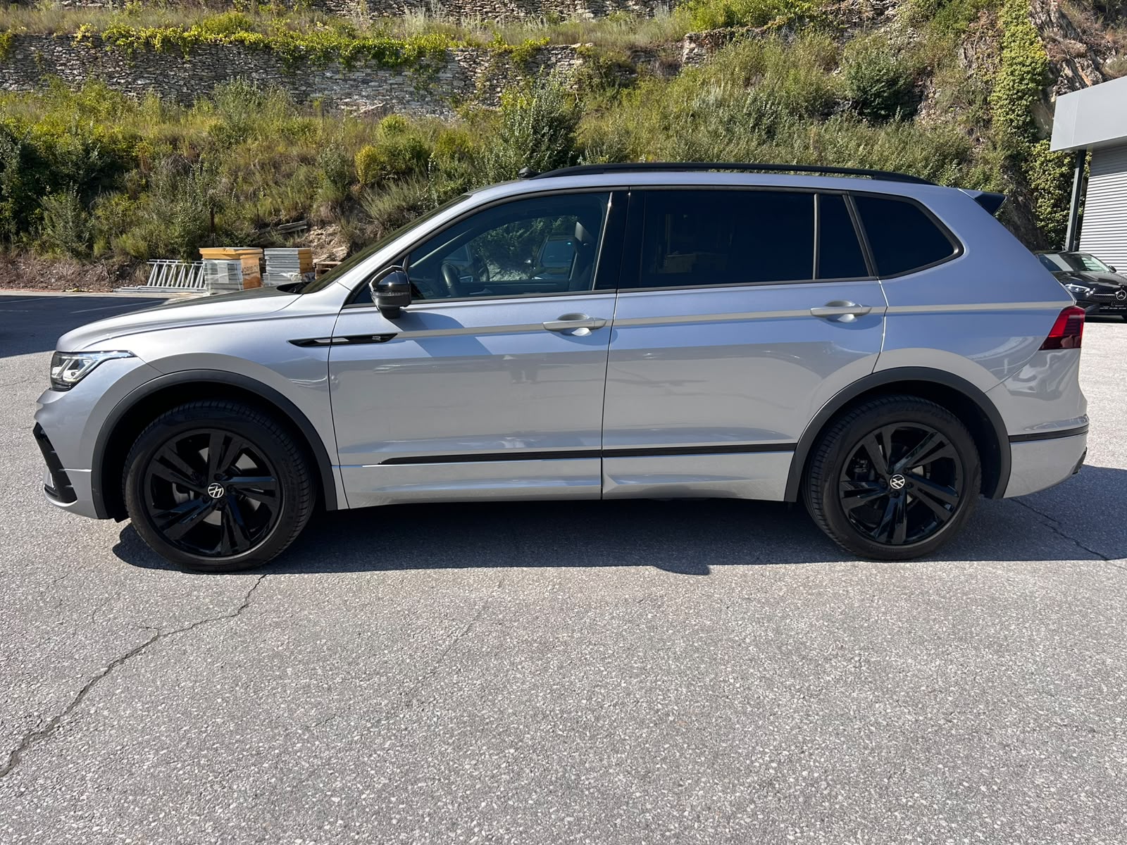 VW Tiguan Allspace 2.0 R-Line 4M-image-1
