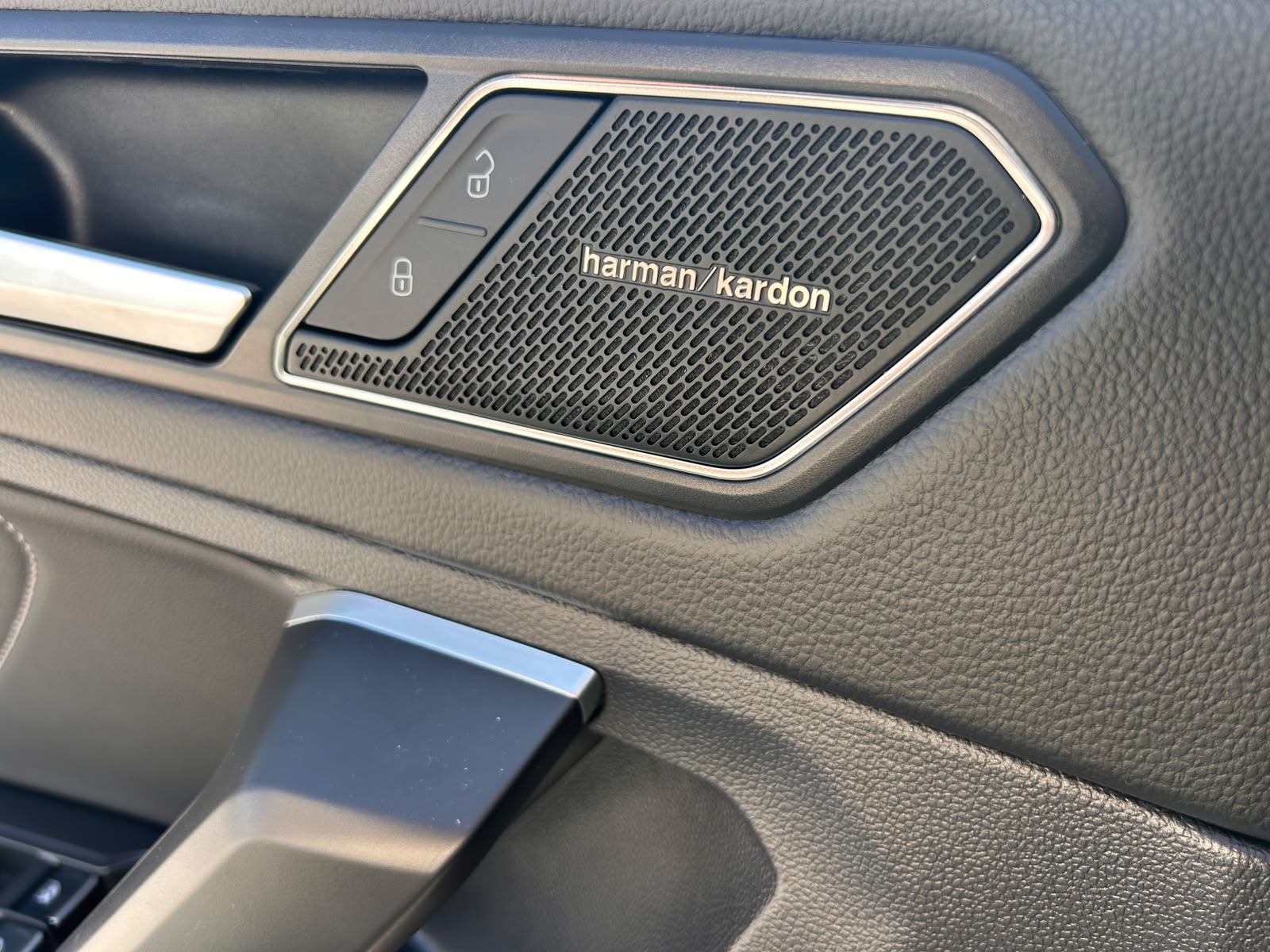 VW Tiguan Allspace 2.0 R-Line 4M-image-15