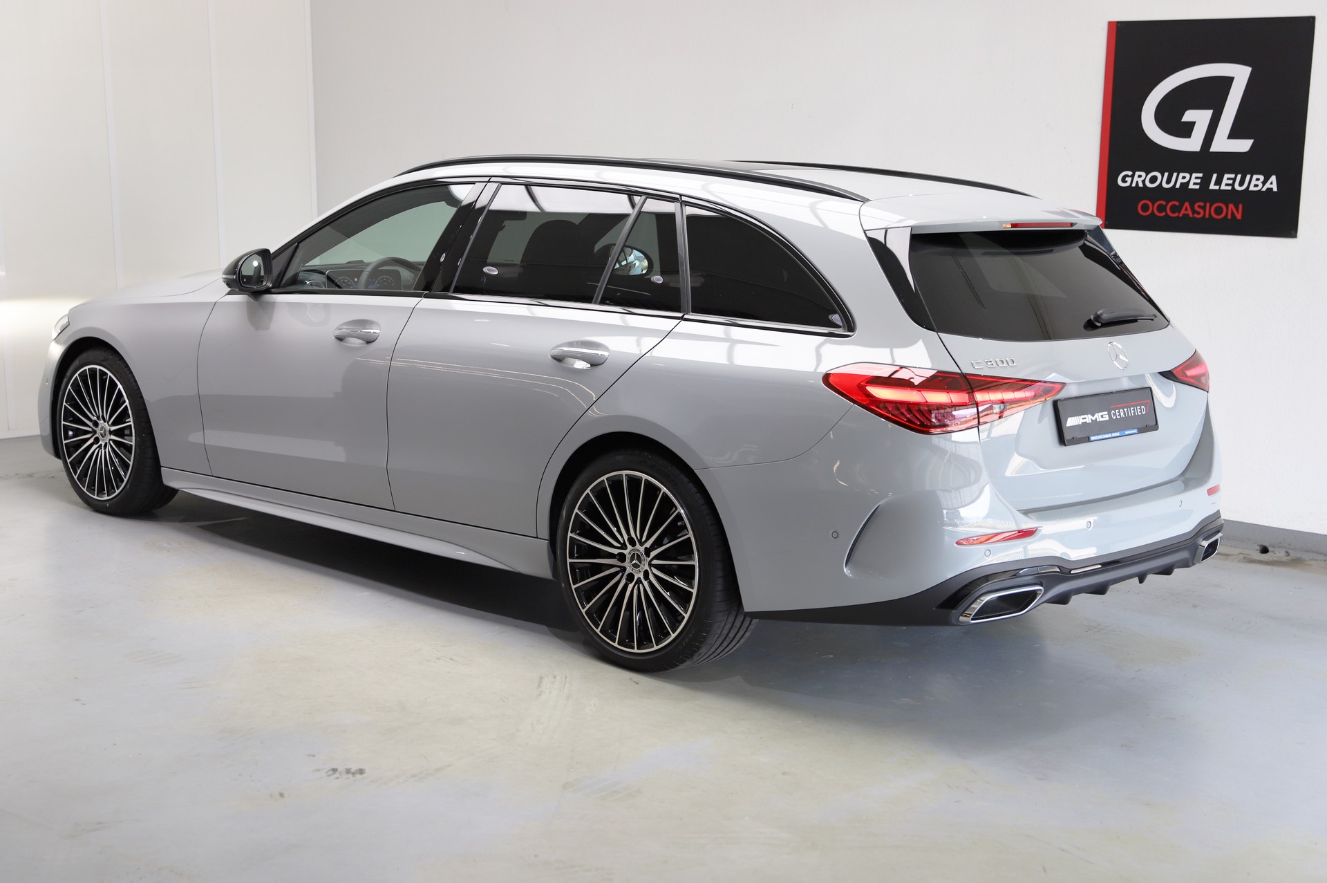 MERCEDES-BENZ C 300 T-showroom-element-2