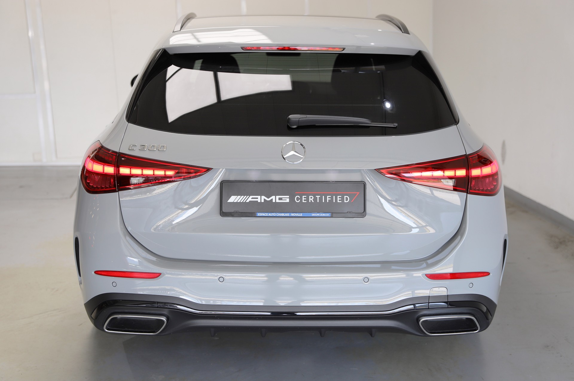 MERCEDES-BENZ C 300 T-image-5