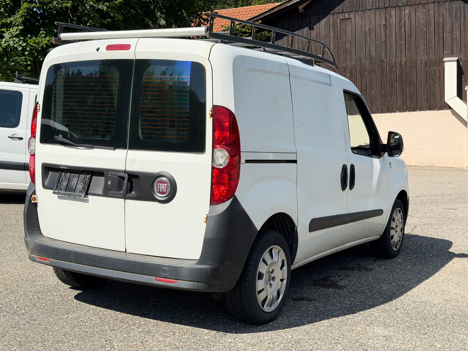 FIAT Doblò 1.4 16V Cargo Base-image-2