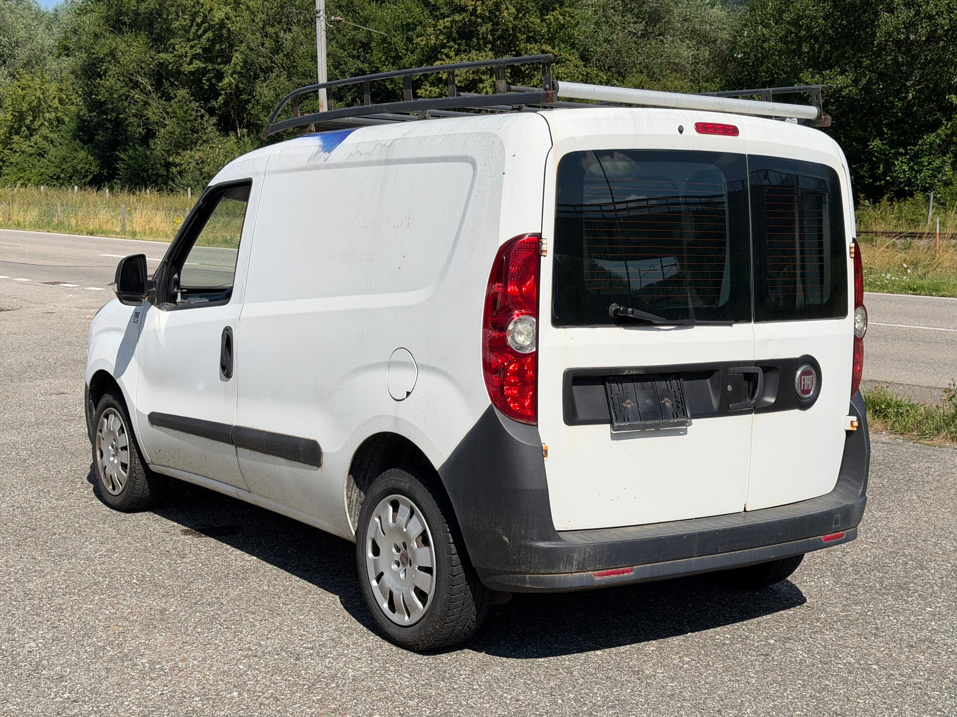 FIAT Doblò 1.4 16V Cargo Base-image-5