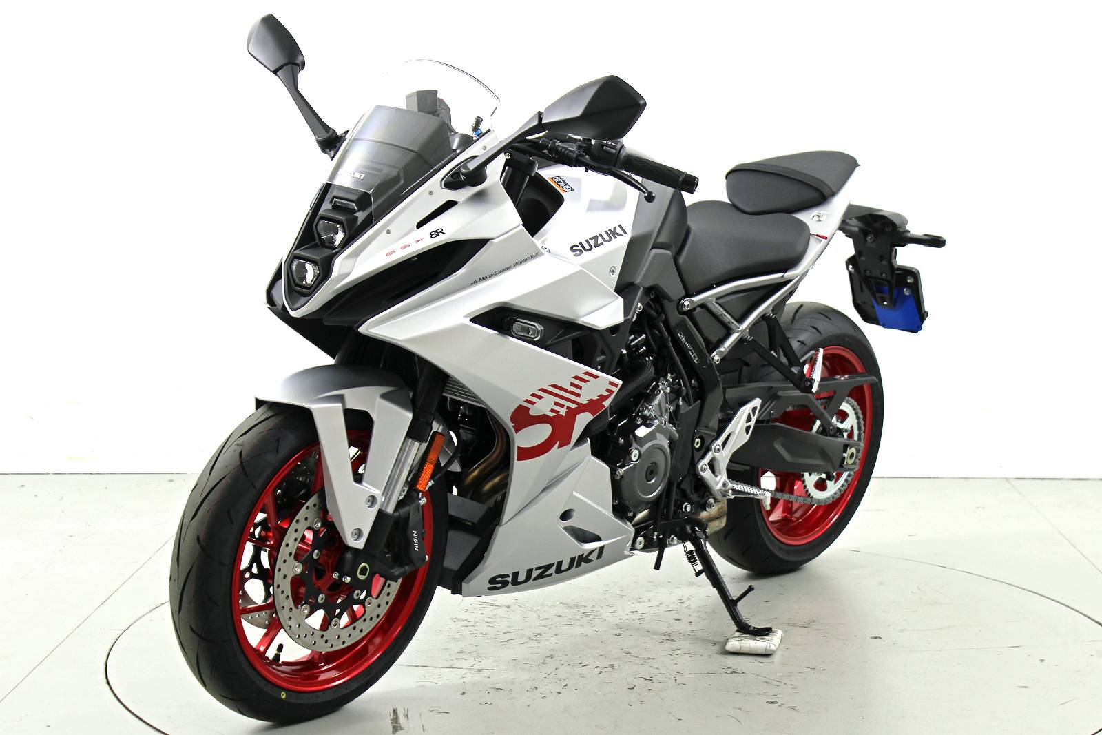 SUZUKI GSX-R 8-showroom-element-2