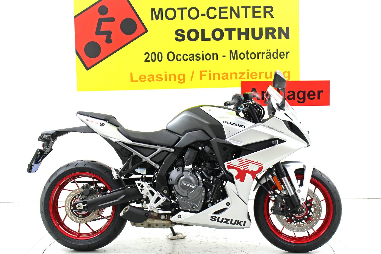 SUZUKI GSX-R 8