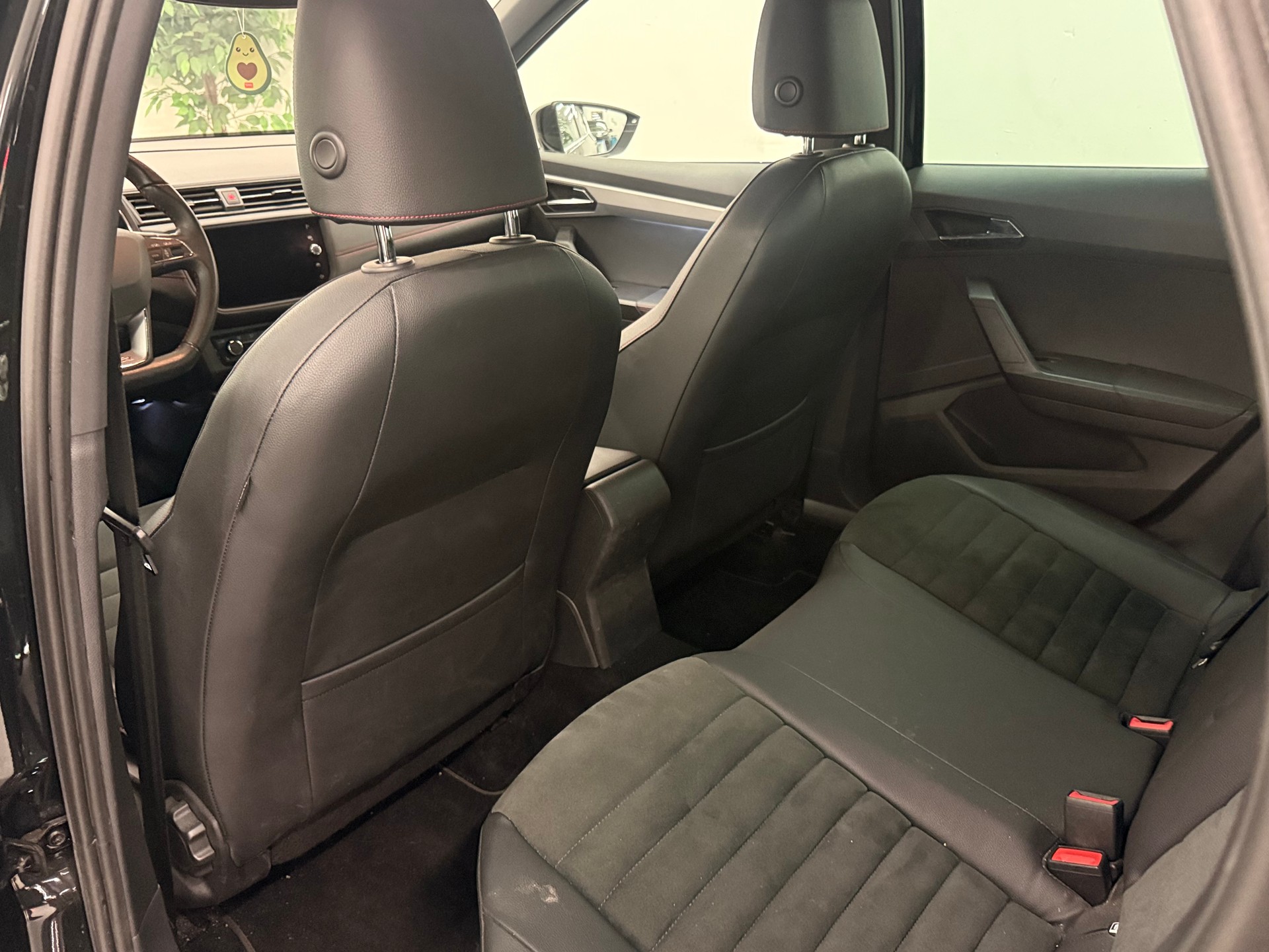 SEAT Arona 1.0 TSI Eco Hola FR DSG-image-13