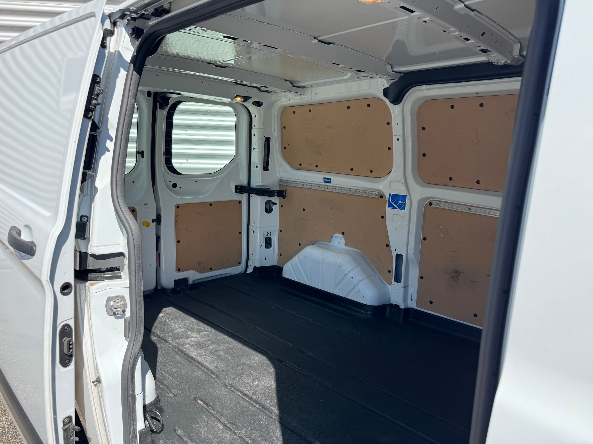 FORD Transit Custom Van 300 L1H1 Trend A-image-2
