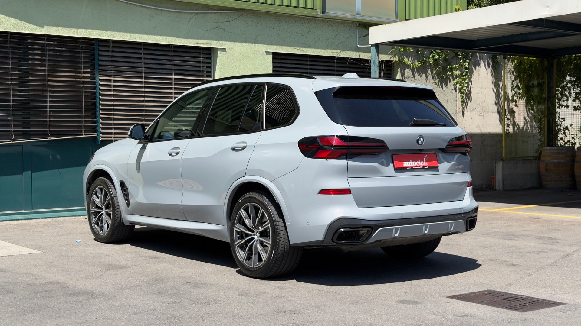 BMW X5 xDrive 48V 40i M Sport Pro Steptronic-image-2