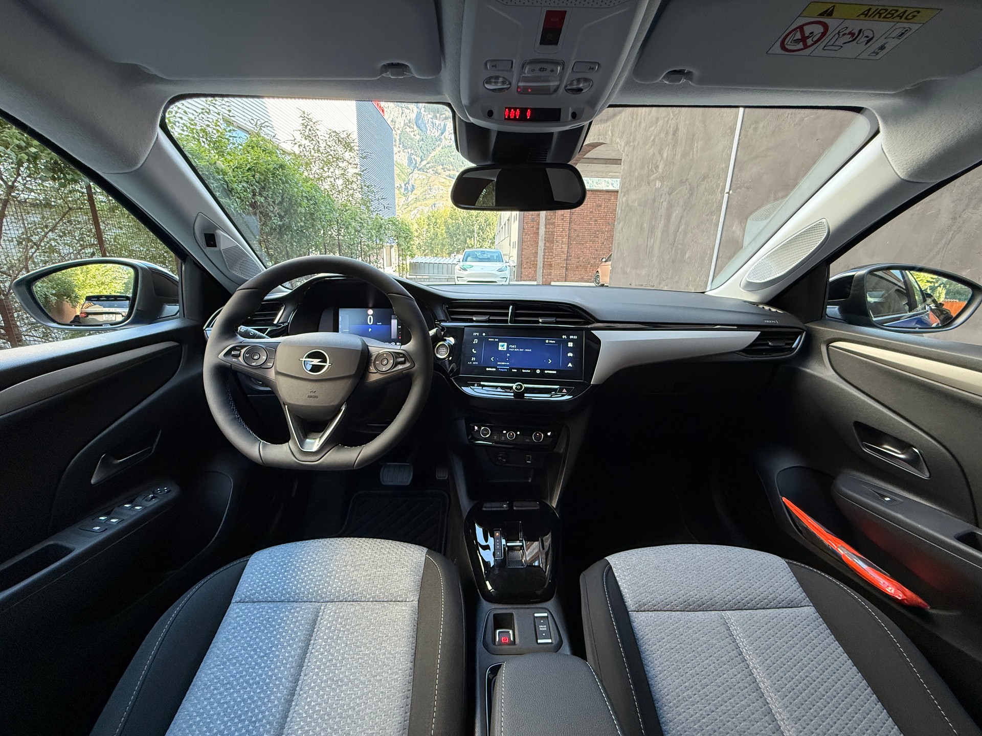 OPEL Corsa e- 51kWh Edition Long Range-image-9