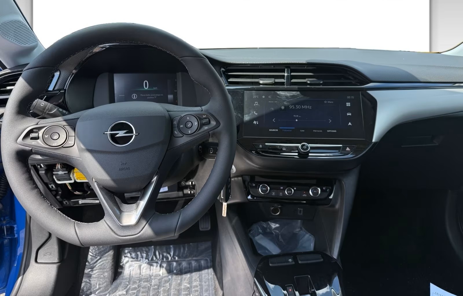 OPEL Corsa e- 51kWh Edition Long Range-image-3