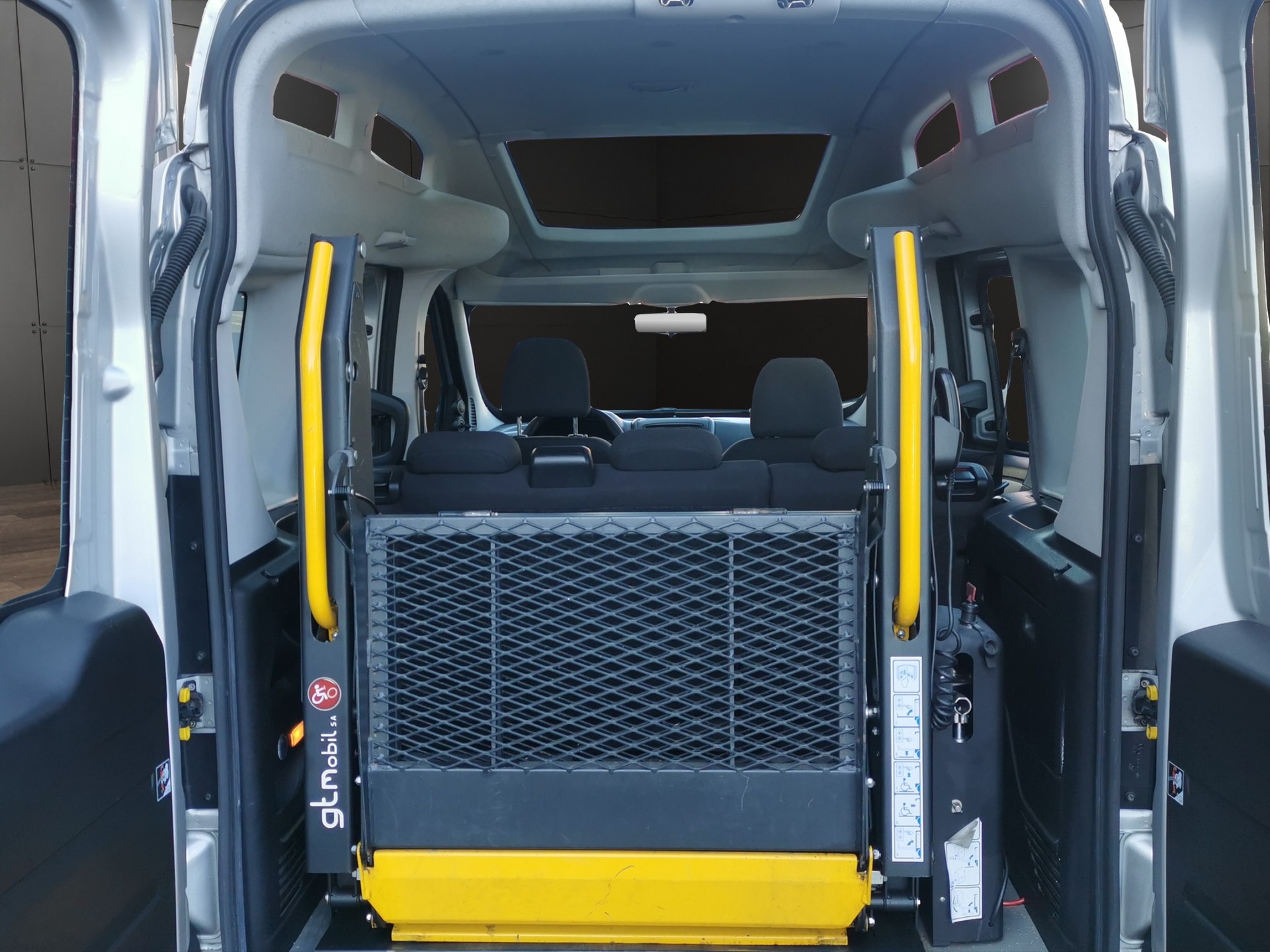 OPEL Combo 1.6 CDTi L1H2-image-8