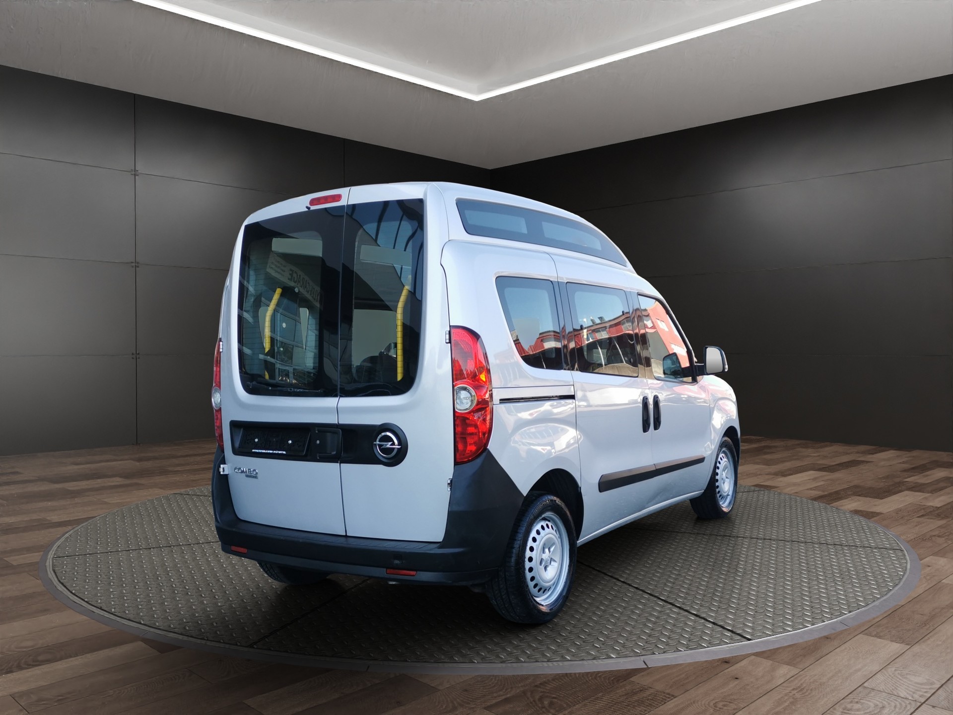 OPEL Combo 1.6 CDTi L1H2-image-5