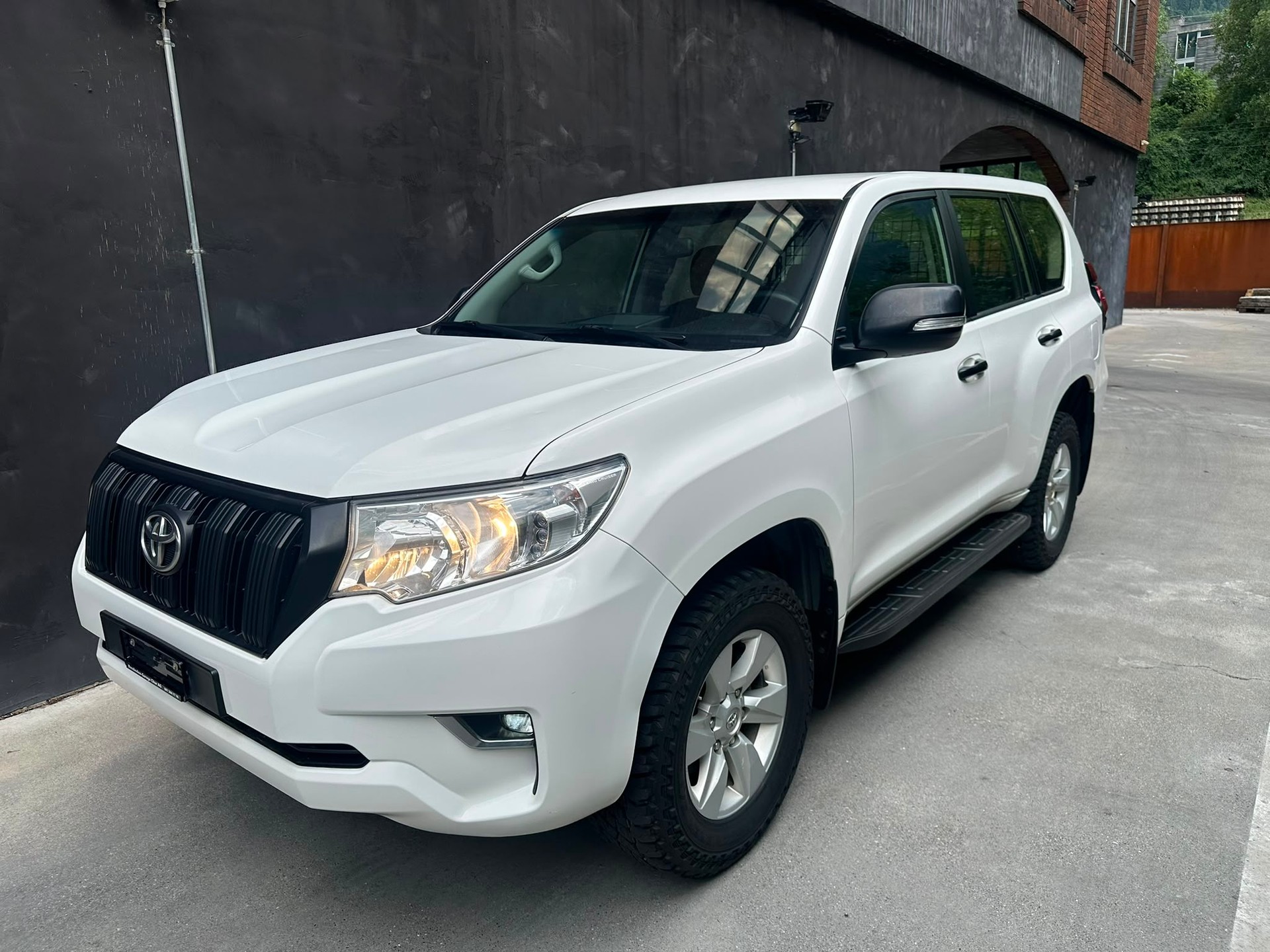 TOYOTA Land Cruiser 2.8TD Comfort Automatic-image-3