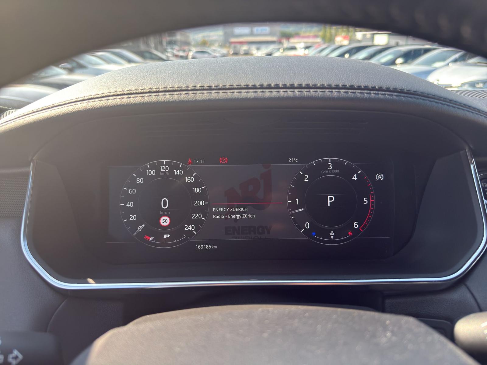 LAND ROVER Range Rover Sport 3.0 SDV6 SE-image-17