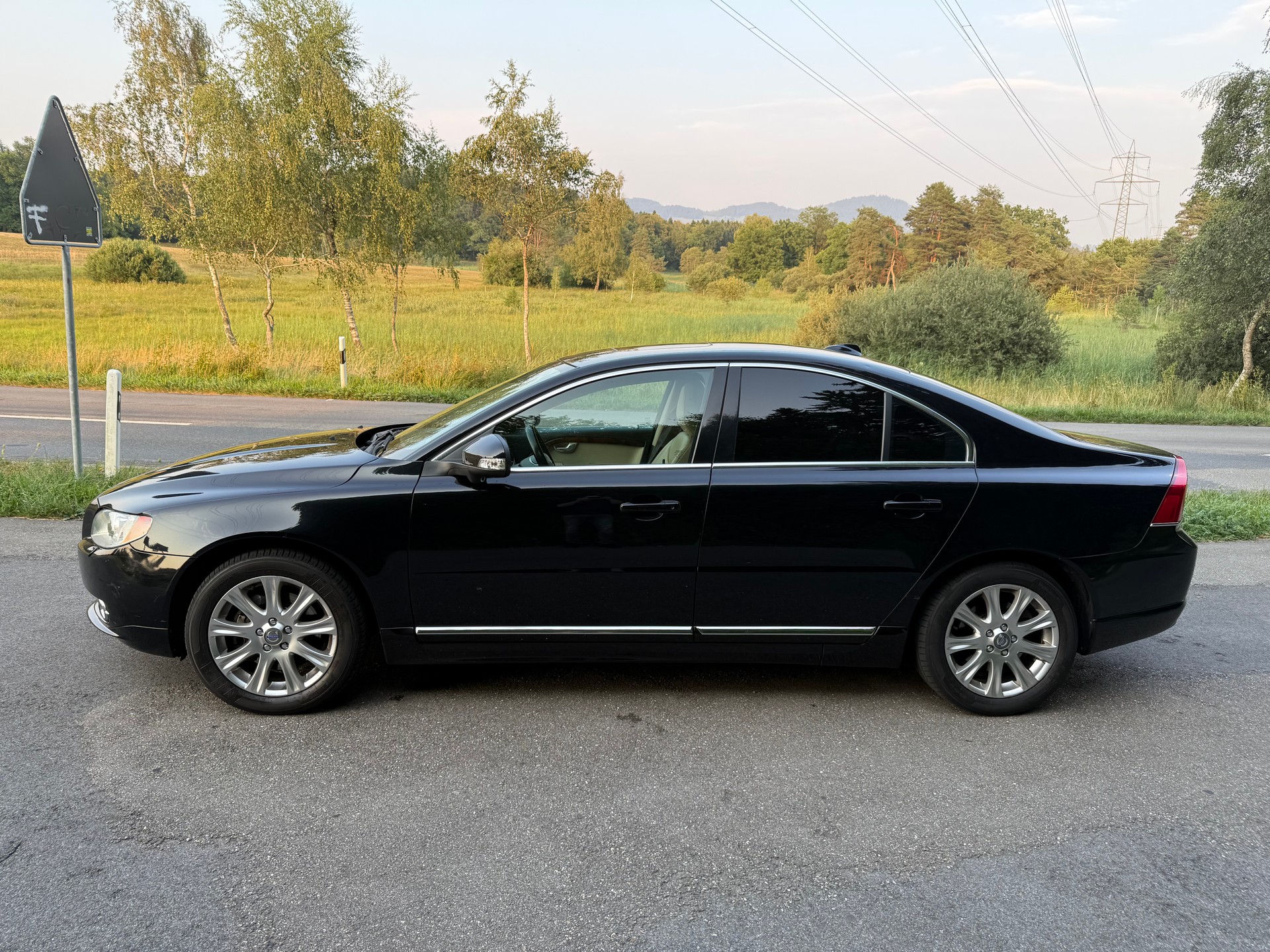 VOLVO S80 D5 AWD Summum Geartronic-image-2