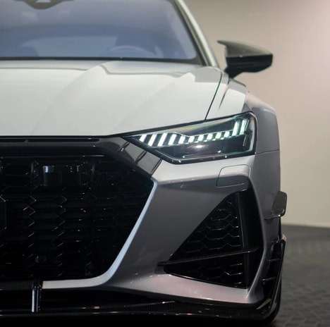 AUDI -R 1/125-image-1