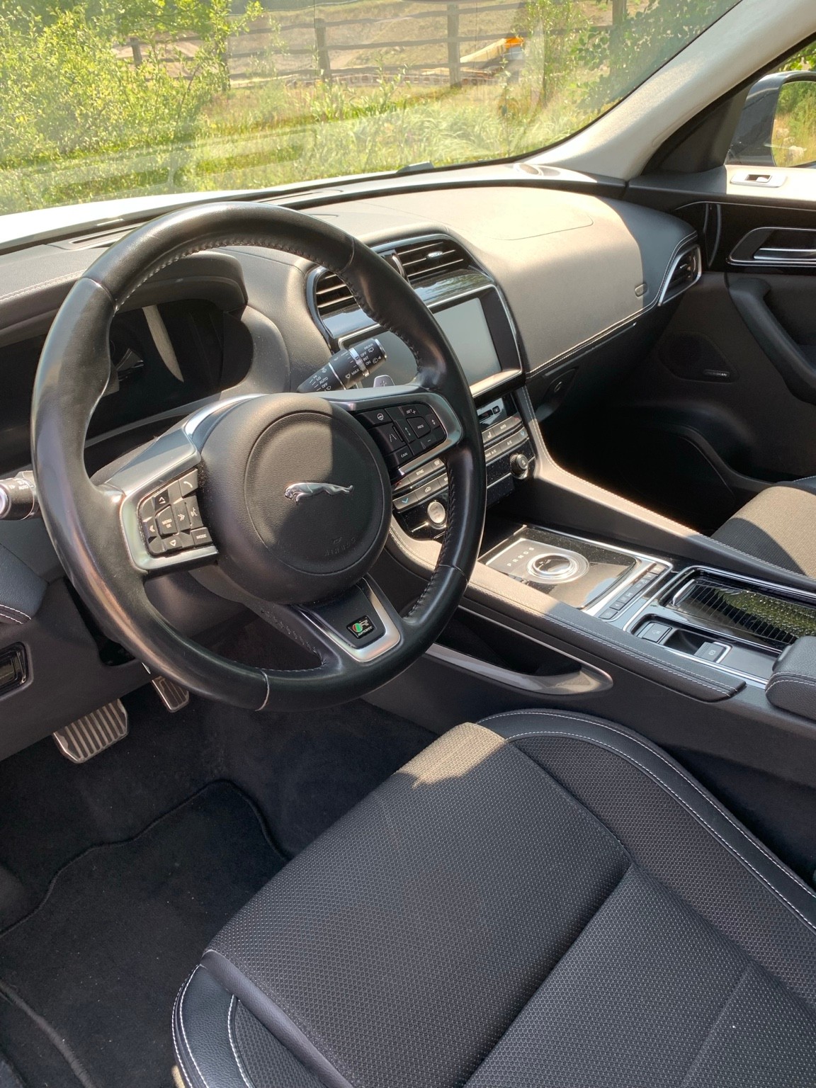 JAGUAR 2.0 T 250 R-Sport AWD-image-3