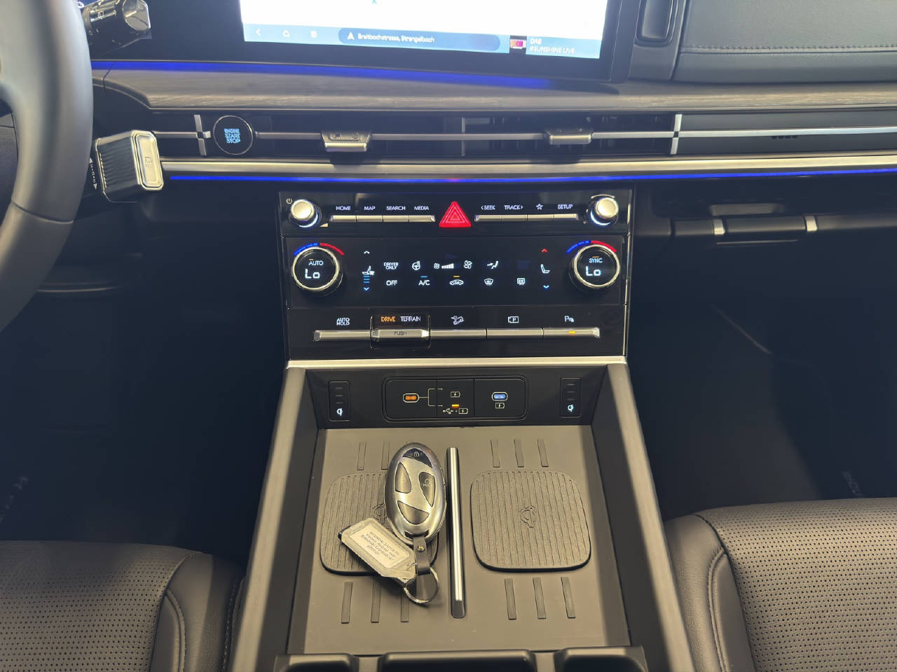 HYUNDAI Santa Fe 1.6 T-GDi HEV Vertex-image-8