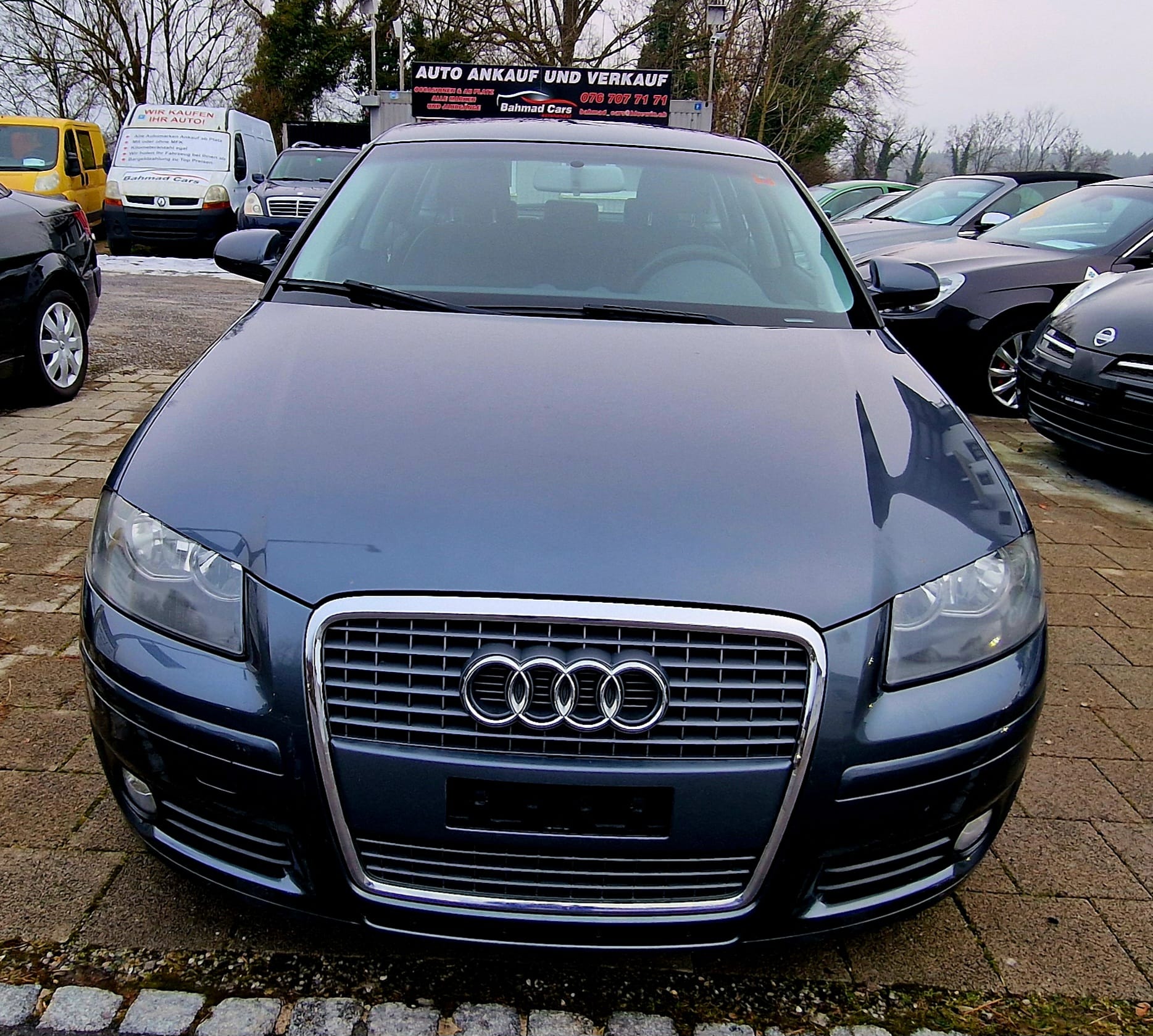 AUDI A3 Sportback 1.6 FSI Ambition-image-2