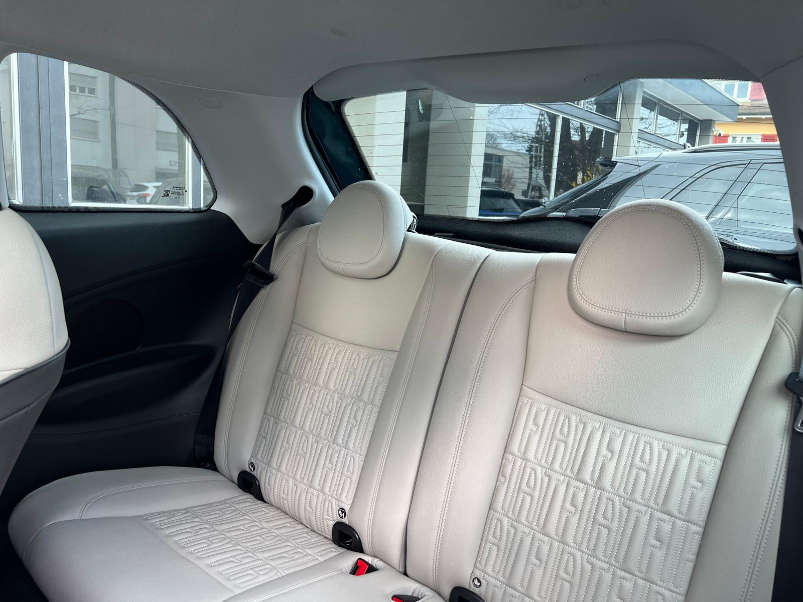 FIAT 500La Prima-image-8