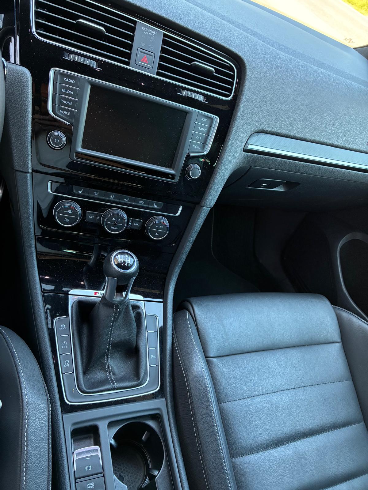 VW Golf 2.0 TSI R 4Motion-image-8
