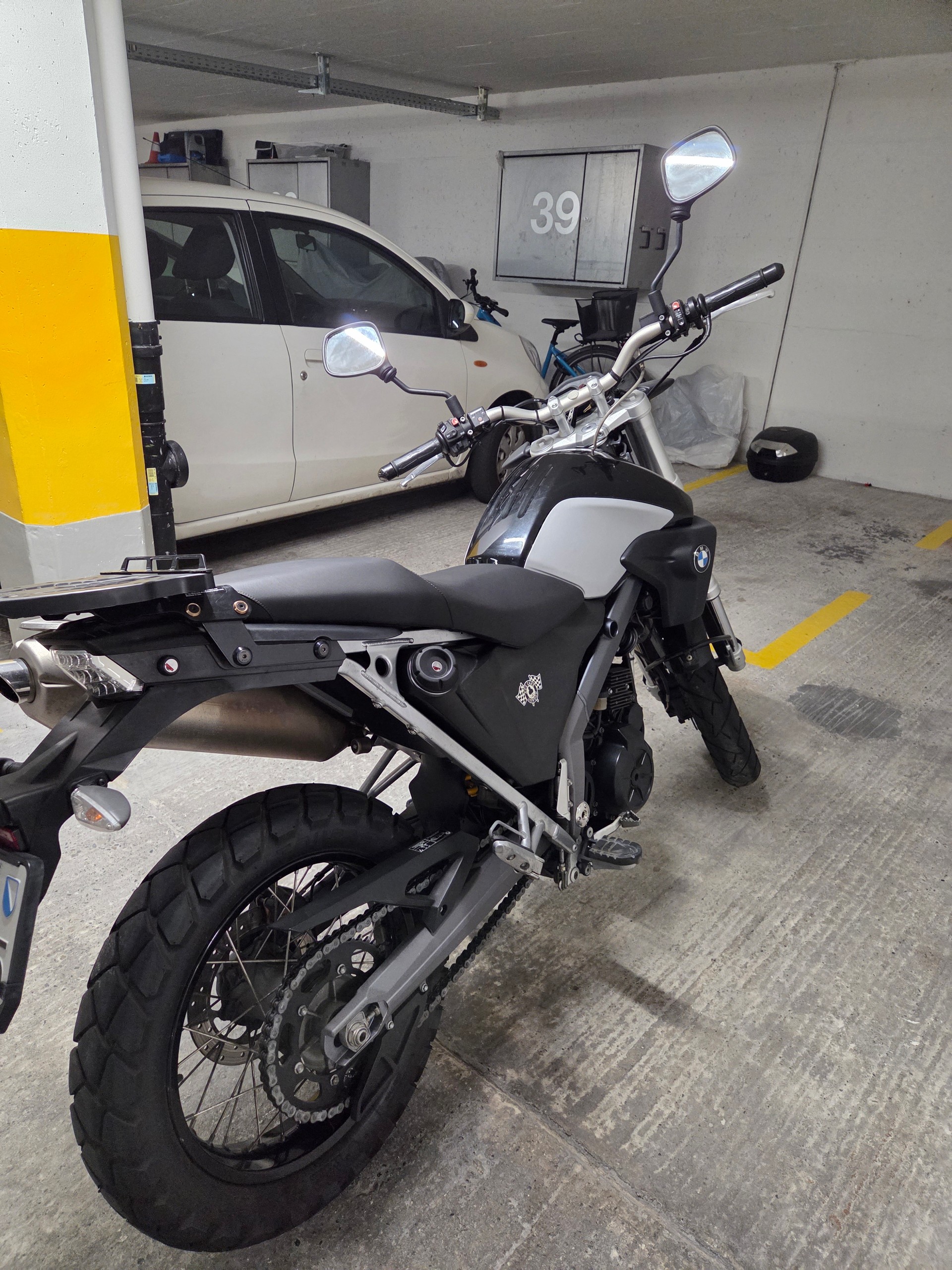 BMW G 650 Xcountry (25kW)-image-3